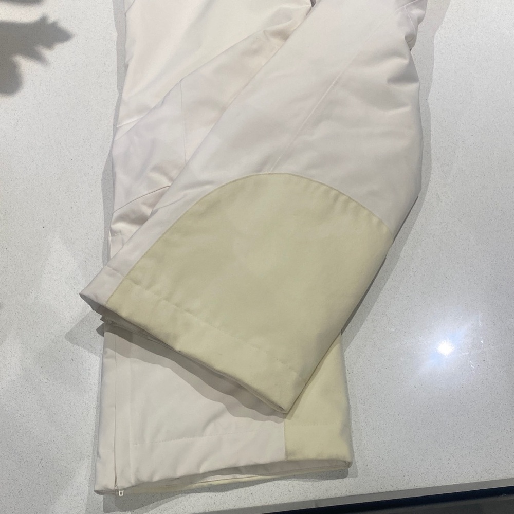 Women's Cream Ski & Snow Jacket - Picture 12 of 16